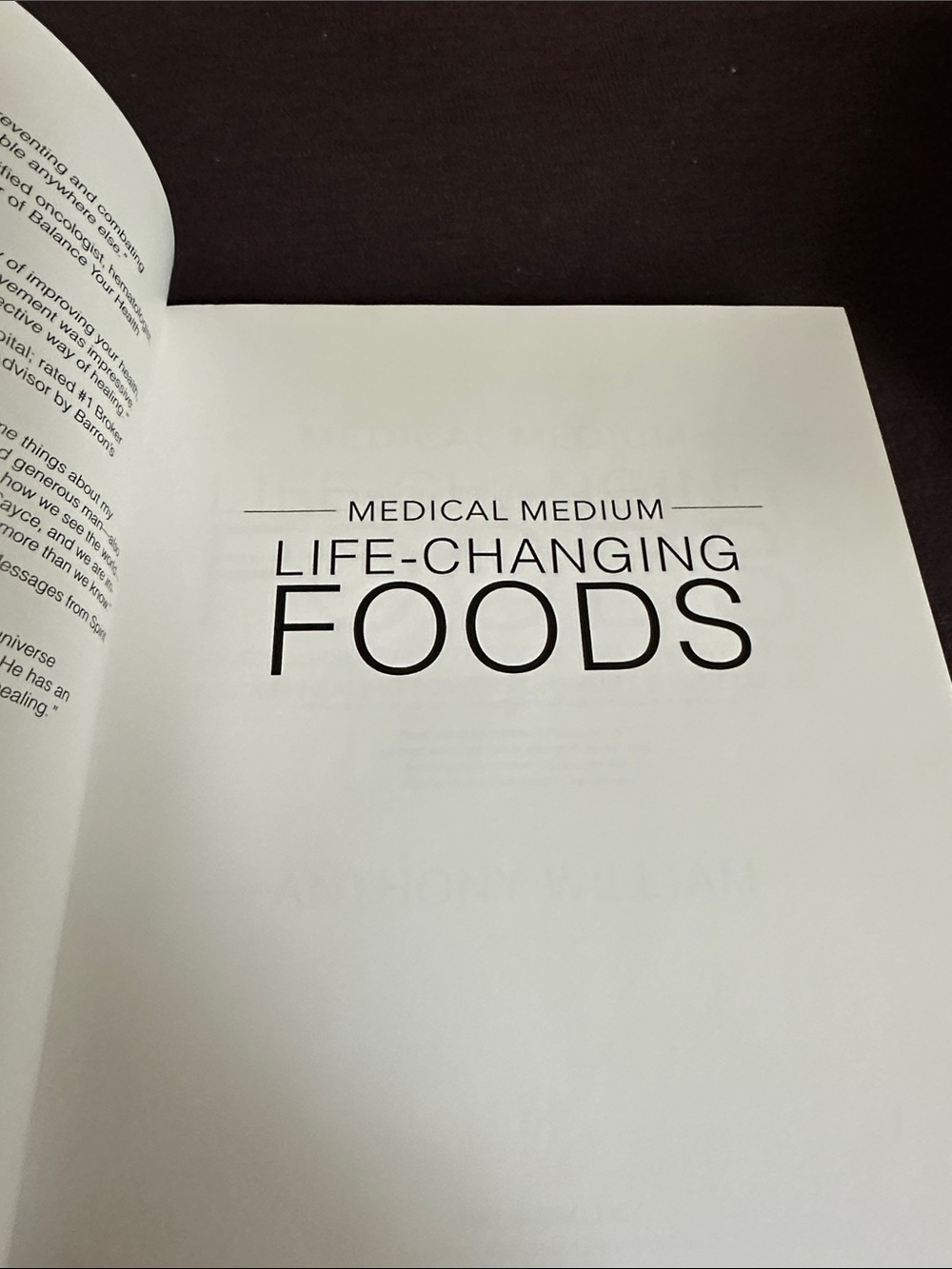 Medical Medium "Life-Changing Foods" Book - White/Black Cover
